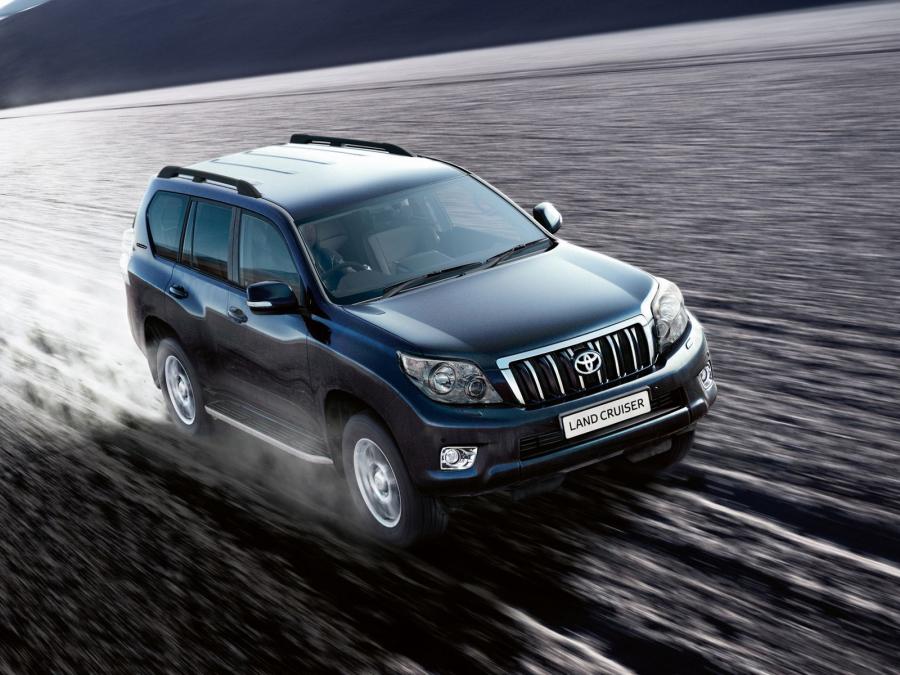  Toyota Land Cruiser Prado 150 60th Anniversary 2011 года  (UK) (фото 14 из 20)